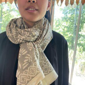 étole coton block print beige gris 3