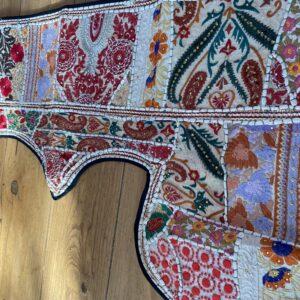 encadrement porte blanc multicolore 3