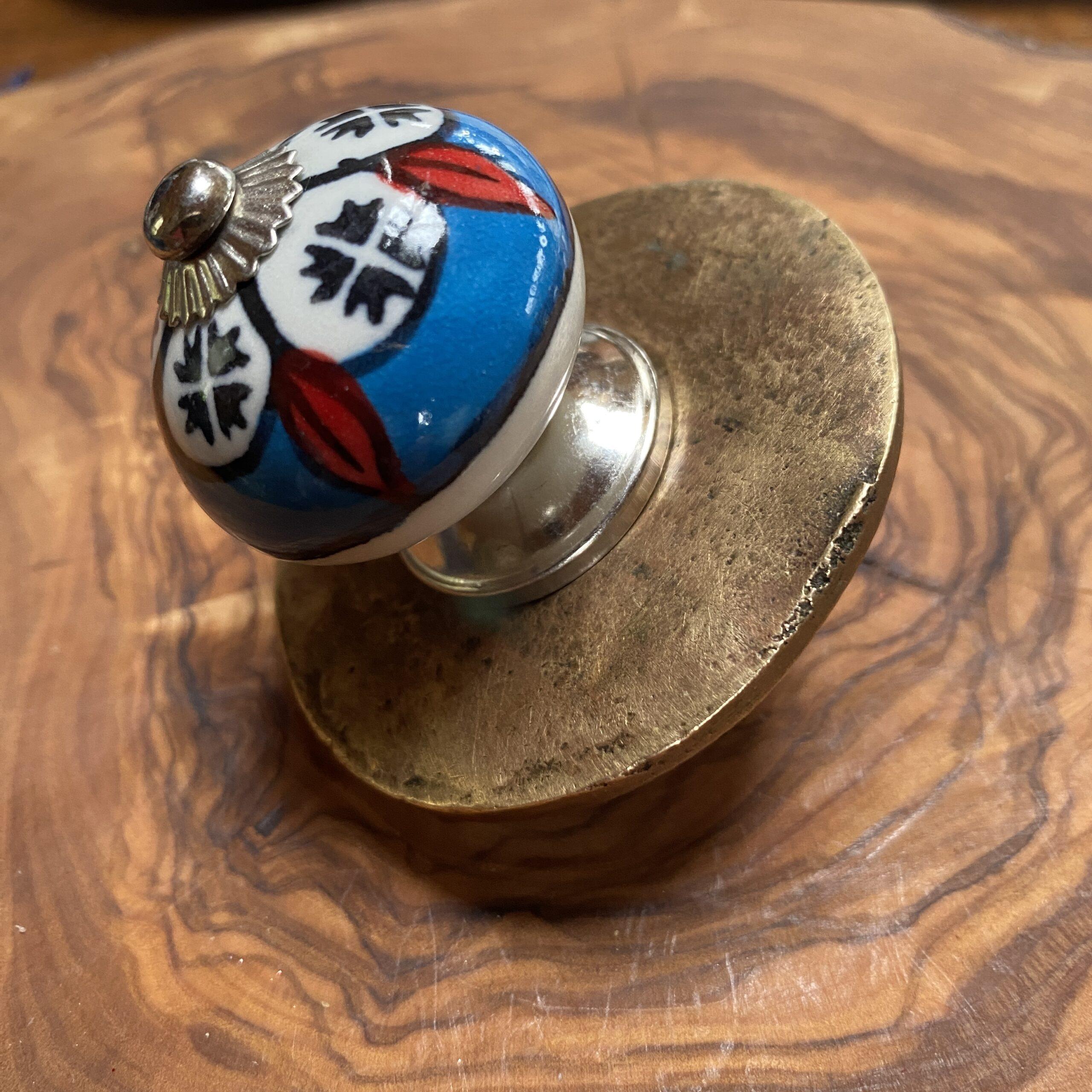 boutons de porte ceramique grand bleu blanc noir rouge 3