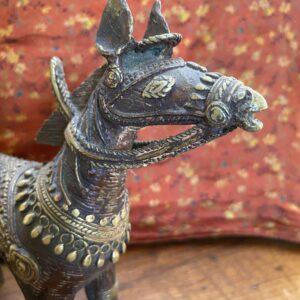 cheval tribal laiton 5