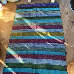 tapis tissé vert 4