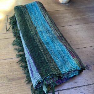 tapis tissé vert 6
