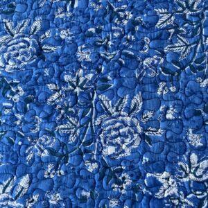couvre lit blockprint bleu blanc roses 4