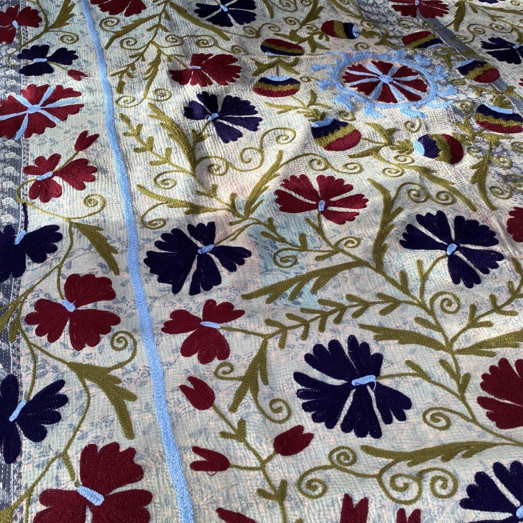 kantha vintage broderie suzani gris marine bordeaux 2