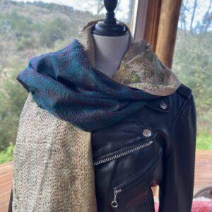 echarpe kantha bleu petrole et beige fleurs 4