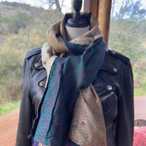 echarpe kantha bleu petrole et beige fleurs 5