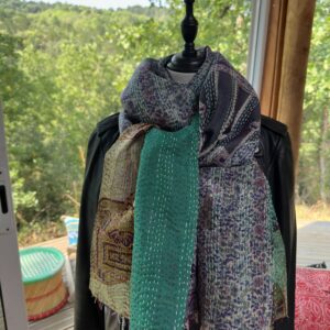 echarpe khanta bleu gris rose et vert beige 4