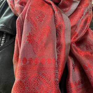 etole soie katan gris rouge 4